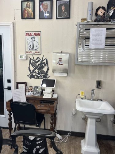 Barber-Shop-Mary-Esther-Florida-Image-42